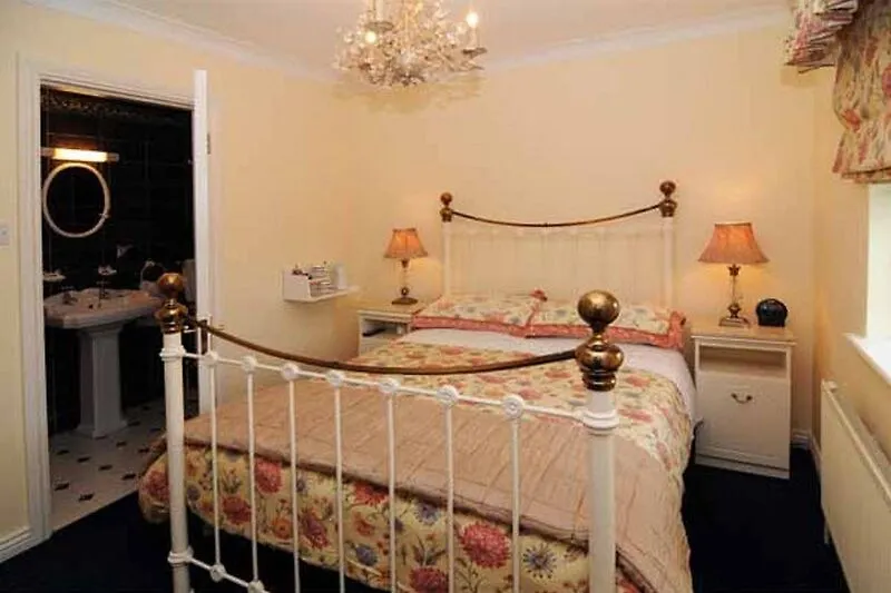 Kilbrack House B&B-1